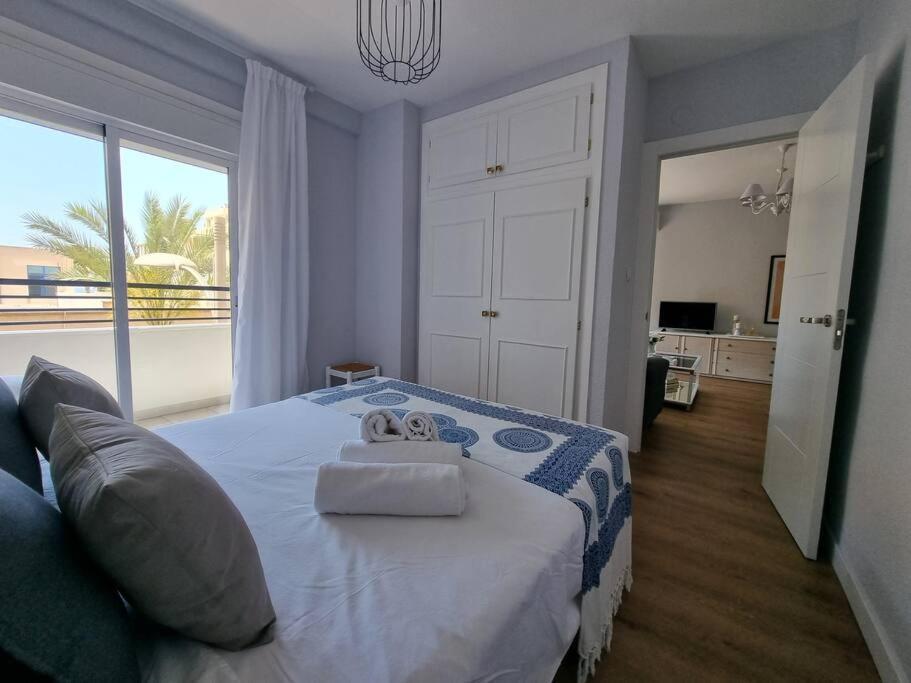Aguadulce, Apto Santa Monica 2 Hab Con Terraza, Aire, Wifi, A 5 Min De La Playa Aguadulce  Dış mekan fotoğraf